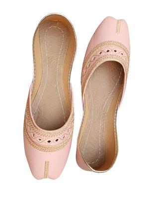 Stylish Women's Velvet Khussa with Thread Work - 1 Pair