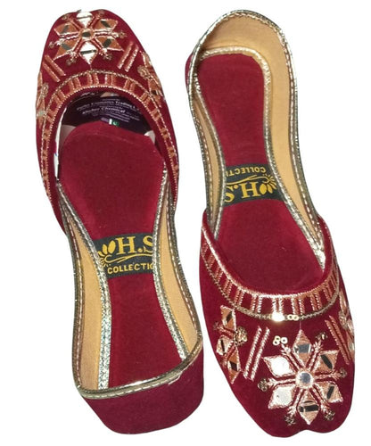 Women's PU Fancy Embroidered Khussa