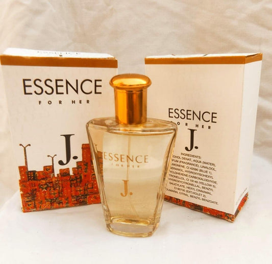 Essence Refreshing Floral Perfume - 100ml
